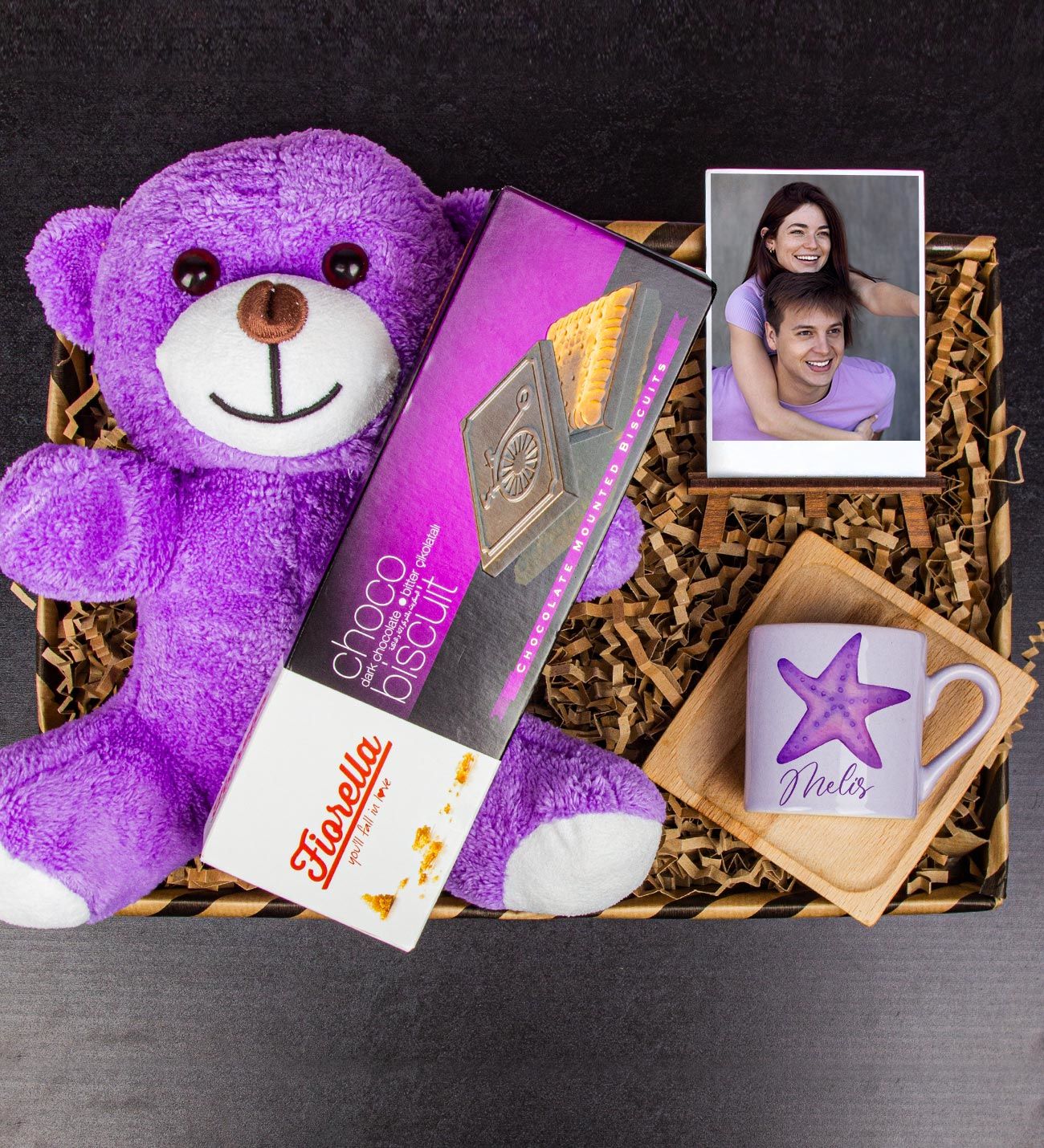 eJOYA Kişiye Özel Türk Kahvesi Fincanı & Choco Biscuit & Peluş Ayı & Fotoğraflık Hediye Kutusu 111782