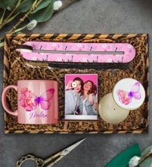 eJOYA Kişiye Özel Kupa & Pembe Papatyalar & Tütsü Takımı & Fotoğraflık Hediye Kutusu 111813