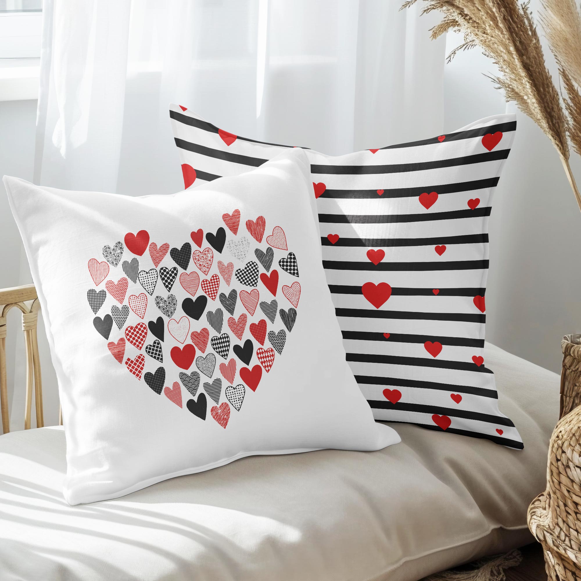 eJOYA Kırmızı Siyah Kalp Tasarımlı 2'li Yastık İçi Ve Kırlent Kılıfı 45cm 113562