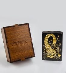 eJOYA Kişiye Özel Ahşap Kutuda Metal Çakmak 77043