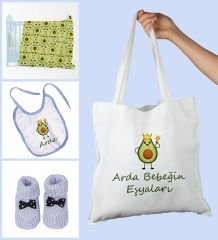 eJOYA Bebeklere Özel Çantasında Kişiye Özel Battaniye Önlük Ve Patik Bebek Hediye Seti 109878