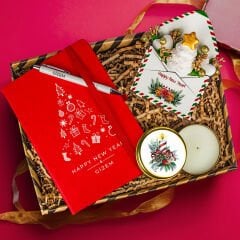 eJOYA Kişiye Özel Termo Deri Defter & Yılbaşı Ağacı Figürlü Mektup Aranjmanı Yeni Yıl Hediye Kutusu 112679