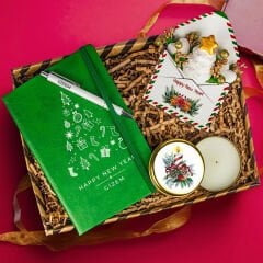 eJOYA Kişiye Özel Termo Deri Defter & Yılbaşı Ağacı Figürlü Mektup Aranjmanı Yeni Yıl Hediye Kutusu 112680