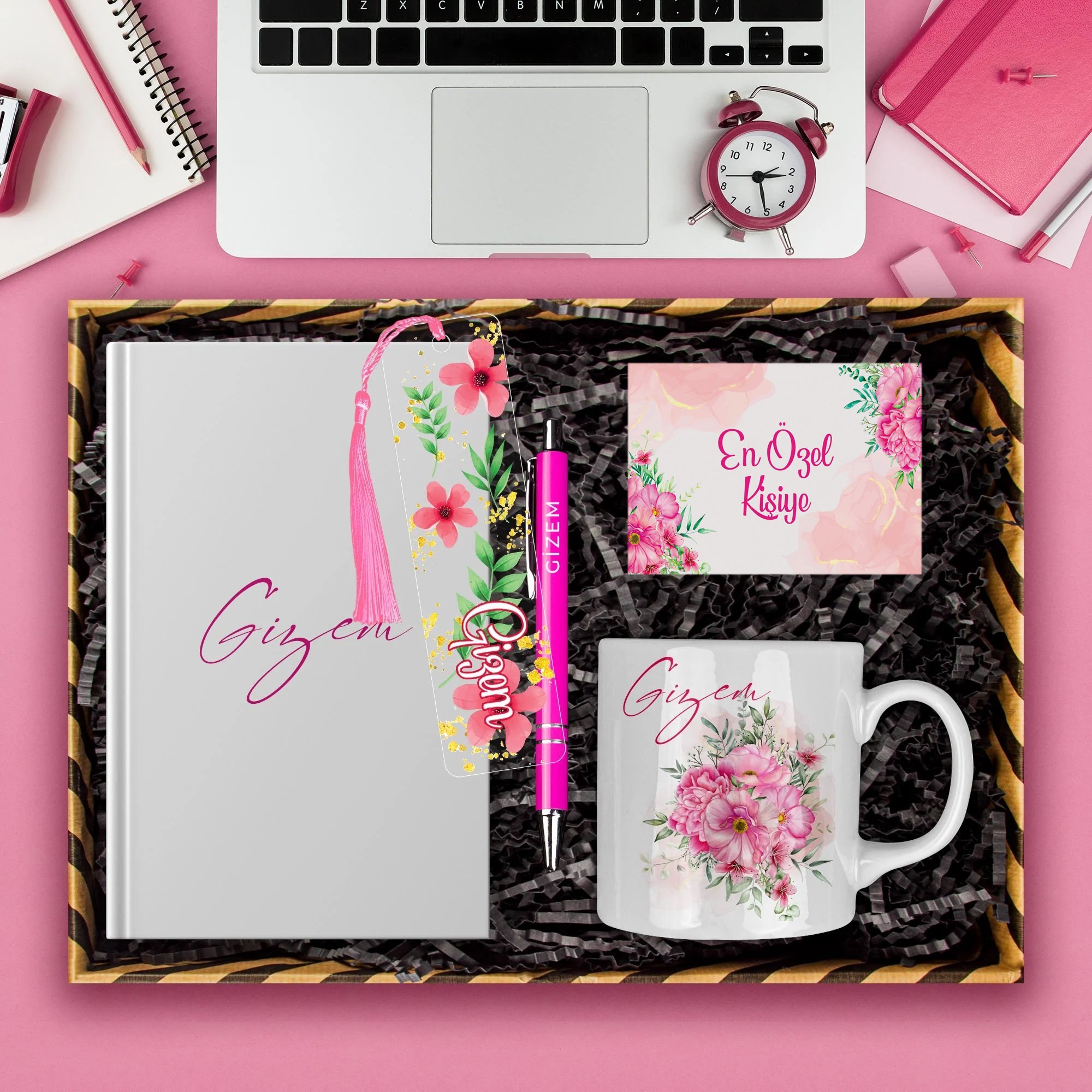 eJOYA Kişiye Özel Tasarım Defter & Kalem & Kupa & Akrilik Kitap Ayracı Hediye Kutusu 114379