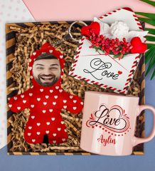 eJOYA Sevgiliye Özel Fotoğraflı Peluş Anahtarlık & Love Tasarım Kupa & Melek Figürlü Mektup Kokulu Taş Hediye Kutusu 112826