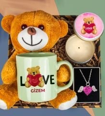 eJOYA Sevgiliye Özel Tasarım Kupa & Peluş Ayı & Mum & Melek Kanatları Kolye Hediye Kutusu 112870