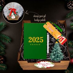 eJOYA Yeni Yıla Özel Defter Ve Kalem & Çam Ağacı Biblo & Kitap Ayracı & Ahşap Hediye Sepeti 114426