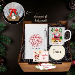 eJOYA Yeni Yıla Özel Defter Ve Kalem & Kupa & Bardak Altlığı & Ahşap Hediye Sepeti 114437