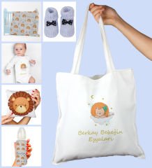 eJOYA Bebeklere Özel Çantasında Kişiye Özel Battaniye Zıbın Biberon Yastık Ve Patik Bebek Hediye Seti 109971
