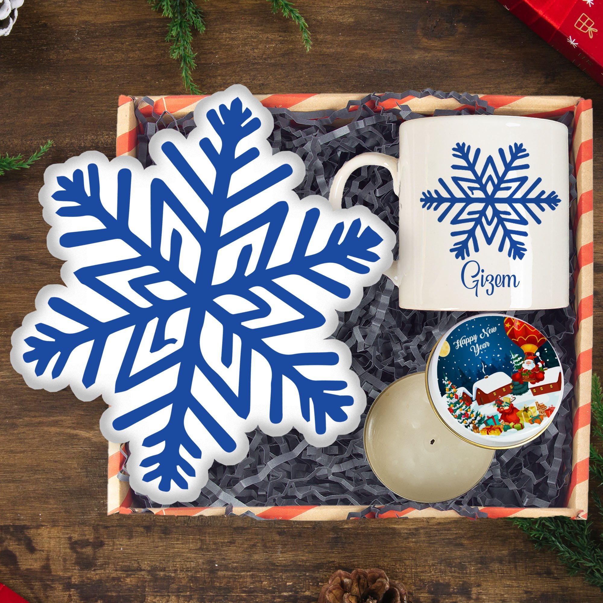 eJOYA Kişiye Özel Kupa Bardak & Kartanesi Yastık & Yılbaşı Mumu Yeni Yıl Hediye Kutusu 116231