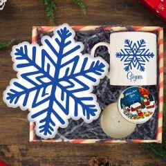 eJOYA Kişiye Özel Kupa Bardak & Kartanesi Yastık & Yılbaşı Mumu Yeni Yıl Hediye Kutusu 116231