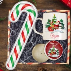 eJOYA Kişiye Özel Kupa Bardak & Baston Şeker Yastık & Yılbaşı Mumu Yeni Yıl Hediye Kutusu 116236