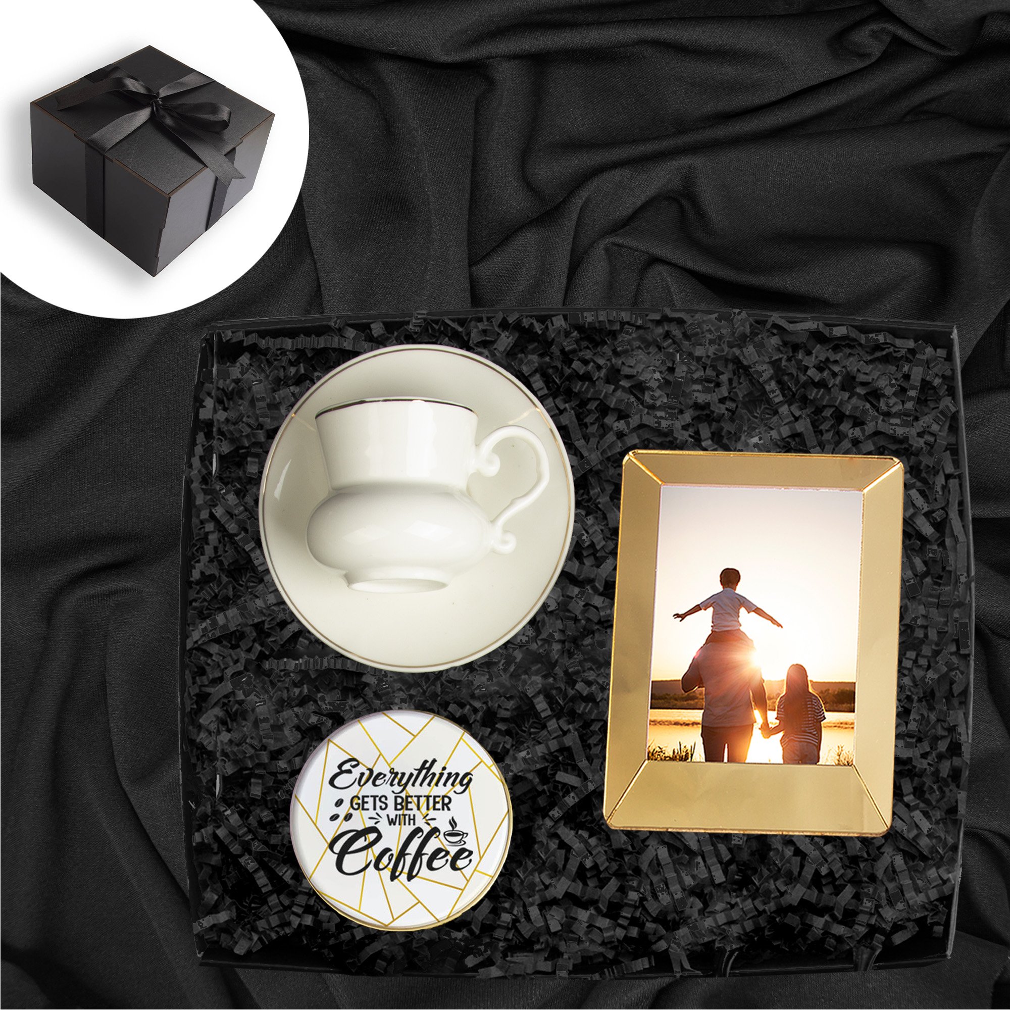 eJOYA Ahşap Kutusunda Kişiye Özel Fotoğraflı Türk Kahvesi Fincanı Mum ve Fotoğraflık Hediye Seti 116010