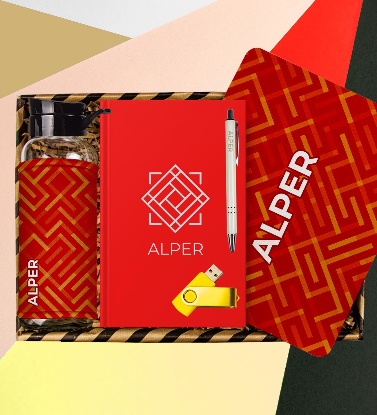 eJOYA Kişiye Özel Defter & Kalem & Matara & Mouse Pad & USB Bellek Hediye Kutusu 112968