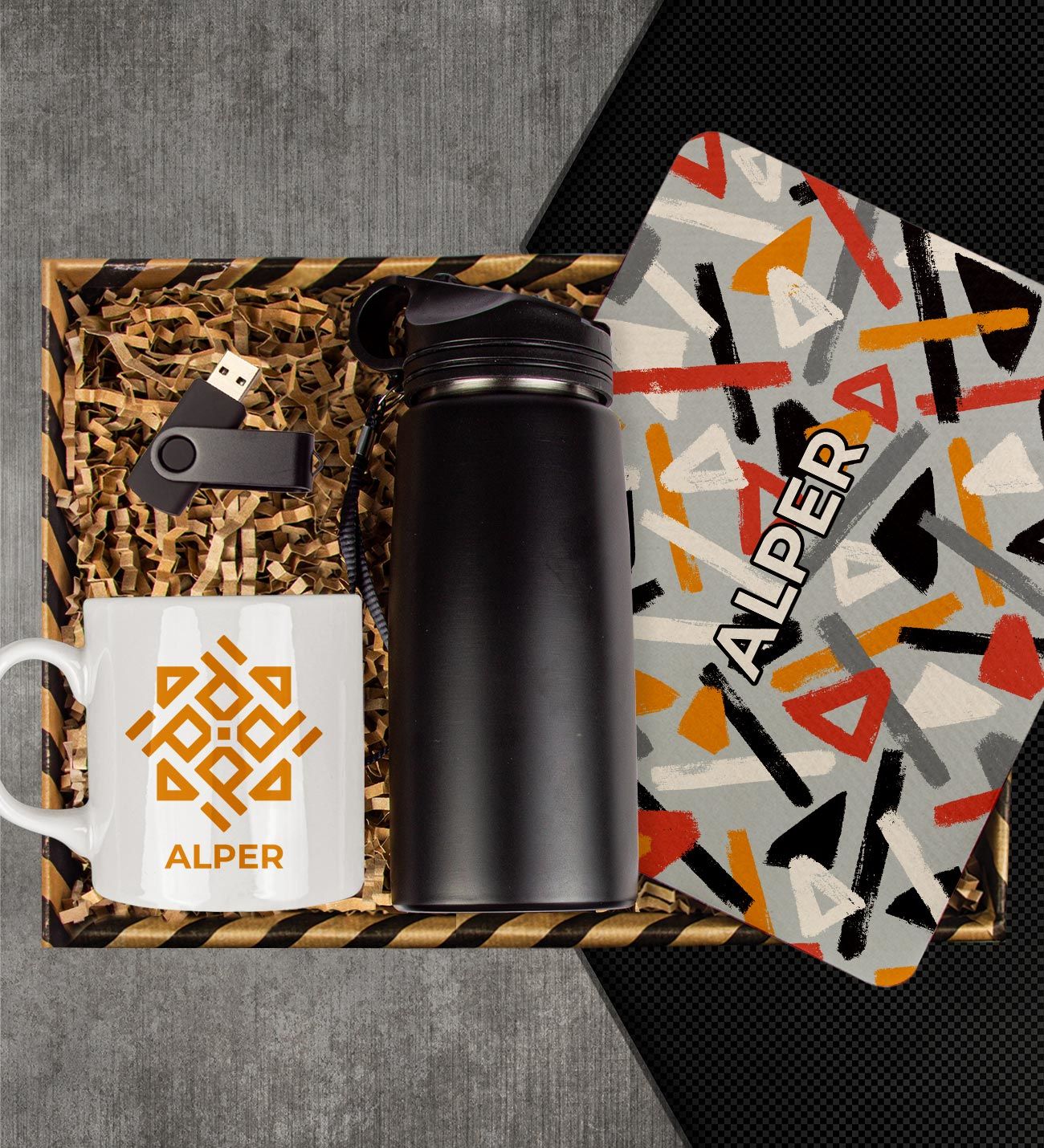 eJOYA Kişiye Özel Kupa & Mouse Pad & Matara & USB Bellek Hediye Kutusu 113065