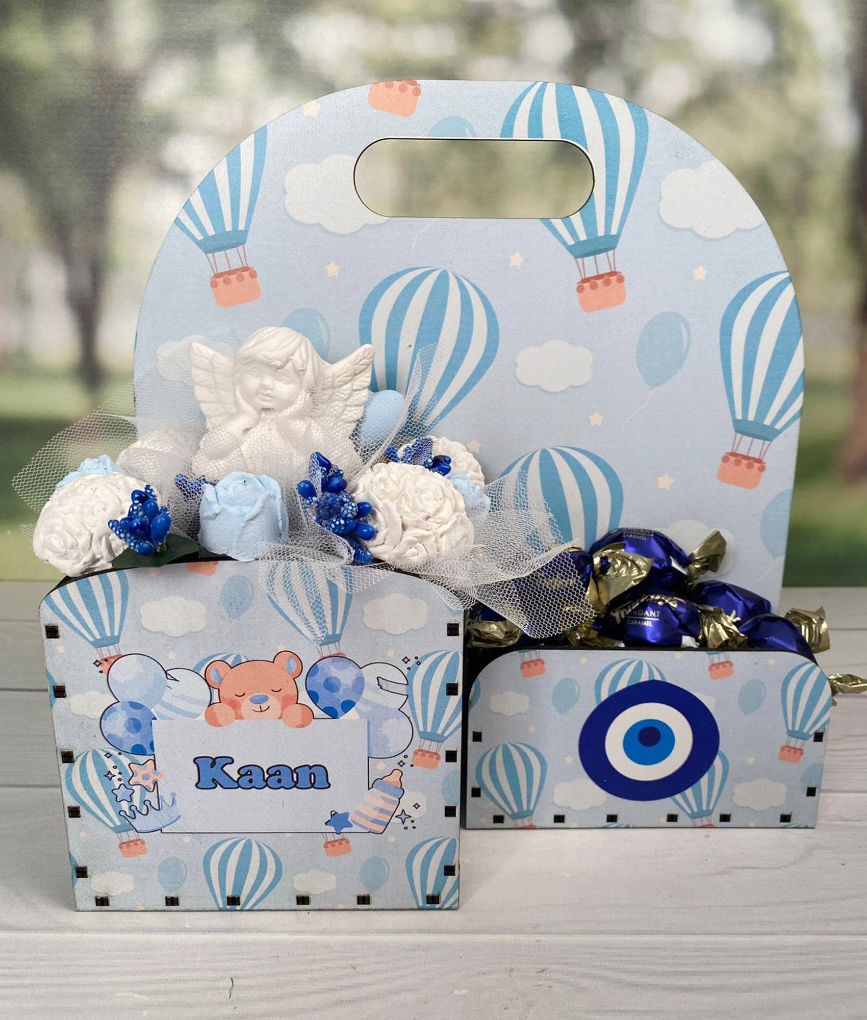 eJOYA Kişiye Özel İsimli Kokulu Taş Aranjmanı Ve Çikolatası 116299