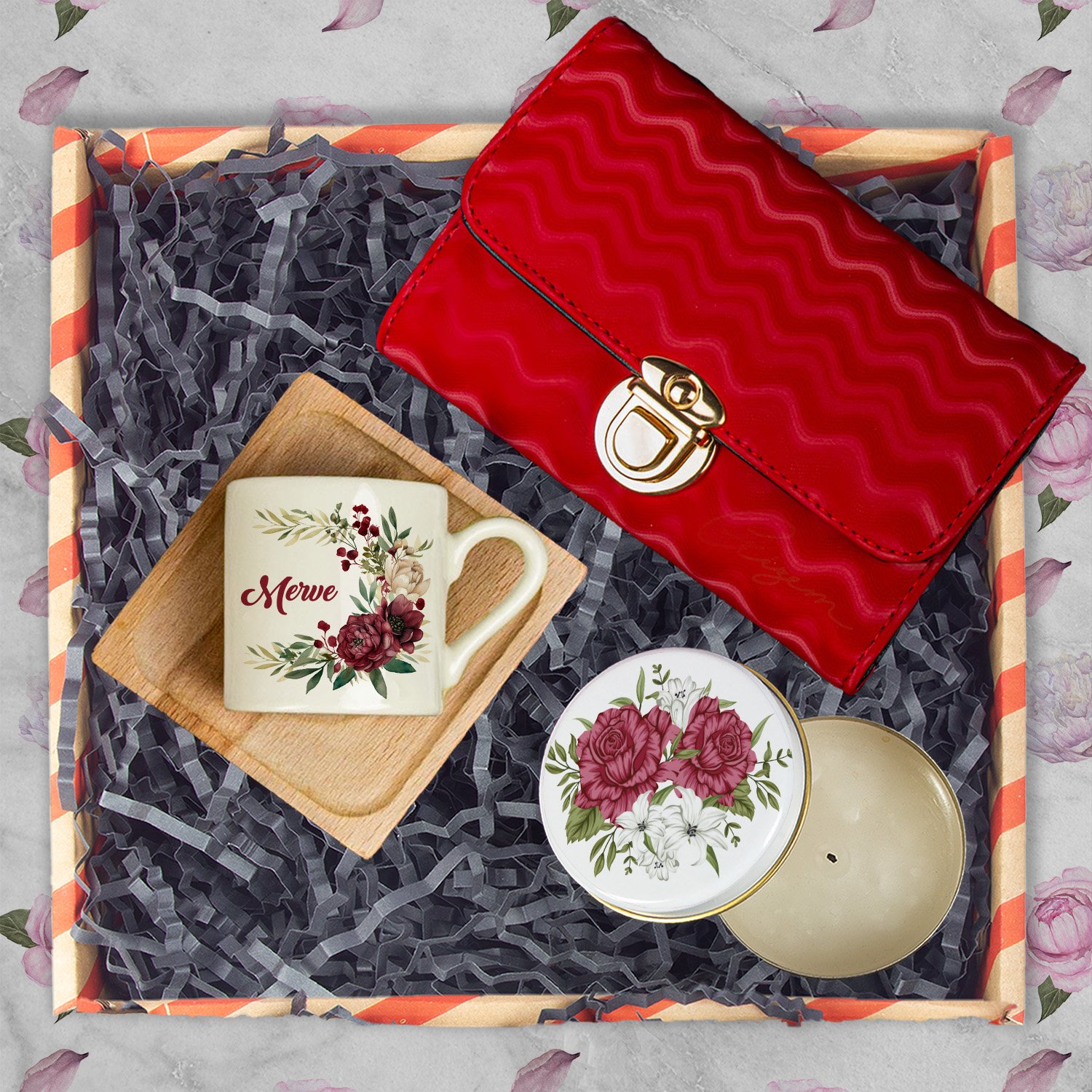 eJOYA Annelere Özel Türk Kahvesi Fincanı & Mum & Cüzdan Hediye Kutusu 116308