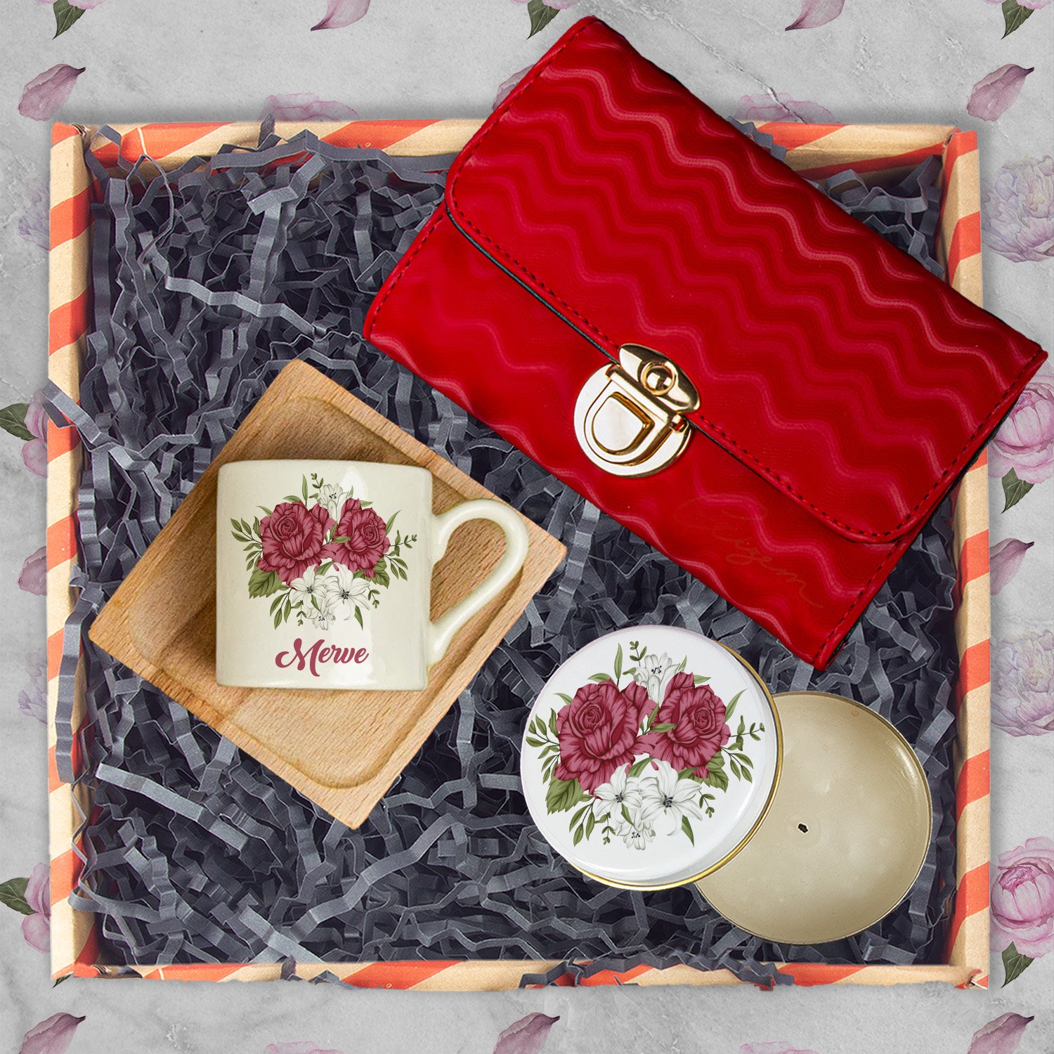 eJOYA Annelere Özel Türk Kahvesi Fincanı & Mum & Cüzdan Hediye Kutusu 116309