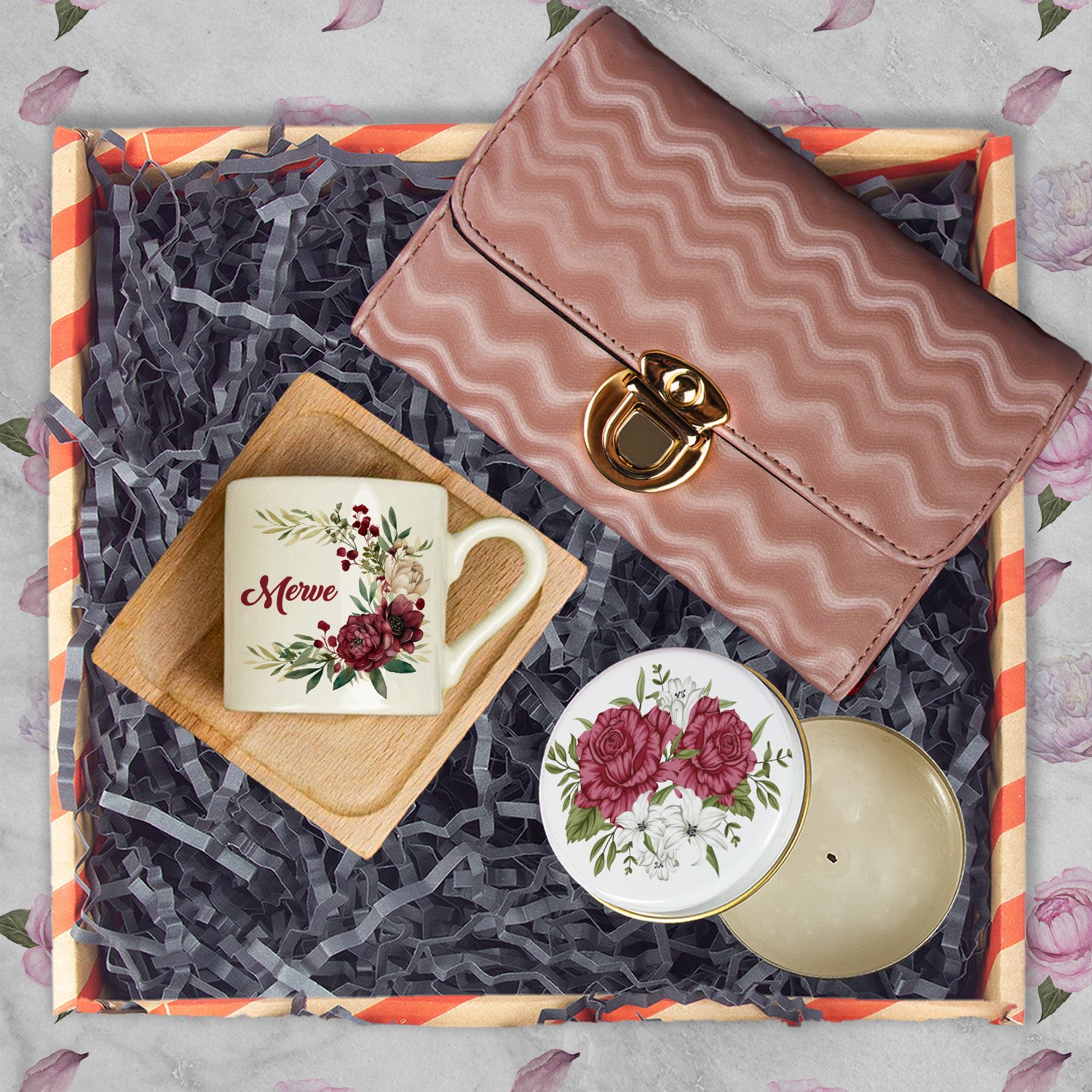 eJOYA Annelere Özel Türk Kahvesi Fincanı & Mum & Cüzdan Hediye Kutusu 116318