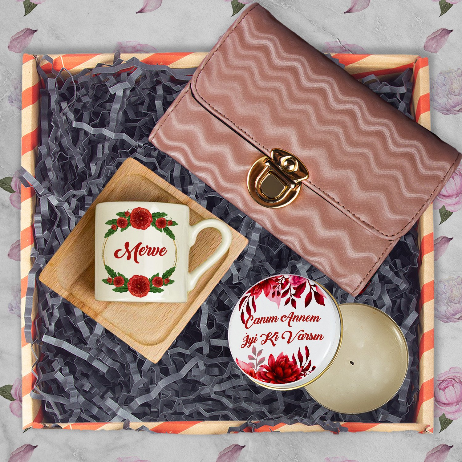 eJOYA Annelere Özel Türk Kahvesi Fincanı & Mum & Cüzdan Hediye Kutusu 116325