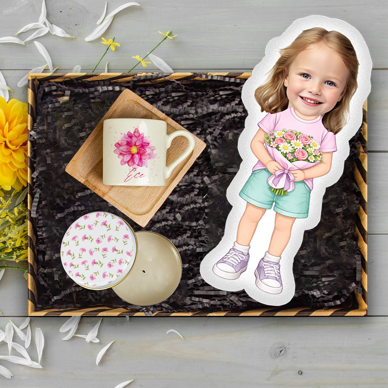 eJOYA Annelere Özel Türk Kahvesi Fincanı & Mum & Oyuncak Yastık Hediye Kutusu 116326