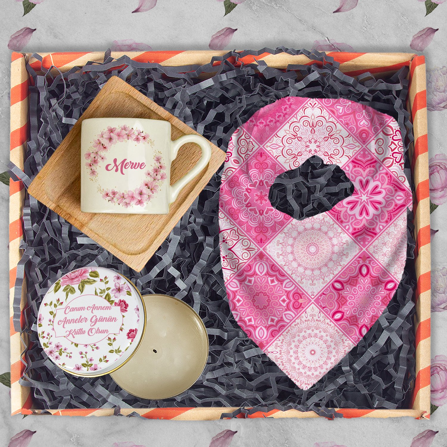 eJOYA Annelere Özel Türk Kahvesi Fincanı & Mum & Fular Hediye Kutusu 116344