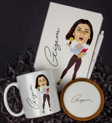 eJOYA Kişiye Özel Karikatür Tasarım Defter Kalem Kupa Ve Bardak Altlığı Hediye Seti 96206