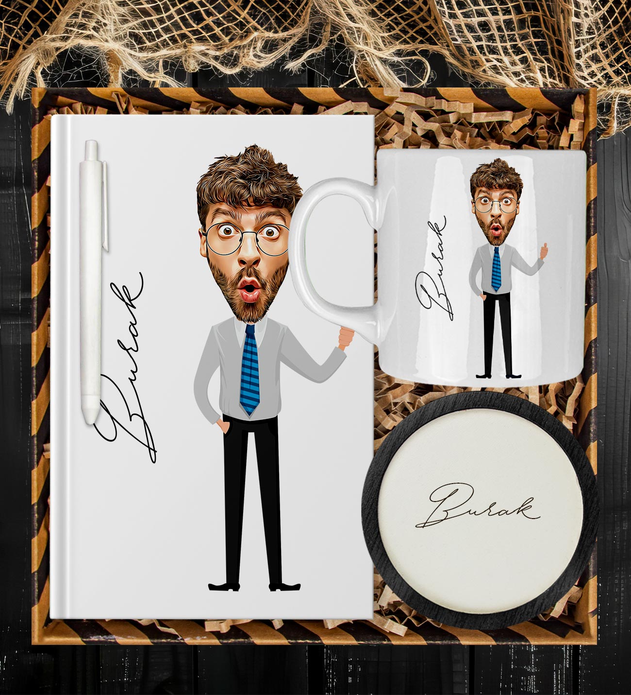 eJOYA Kişiye Özel Karikatür Tasarım Defter Kalem Kupa Ve Bardak Altlığı Hediye Seti 96208