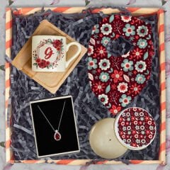 eJOYA Kişiye Özel Türk Kahvesi Fincanı & Mum & Fular & 925 Ayar Gümüş Kolye Hediye Kutusu 116464