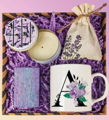 eJOYA Kişiye Özel Kupa & Mum & Lavanta Kesesi & Doğal Sabun Kozmetik Hediye Kutusu 110989