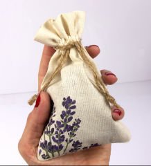 eJOYA Kişiye Özel Kupa & Mum & Lavanta Kesesi & Doğal Sabun Kozmetik Hediye Kutusu 110989