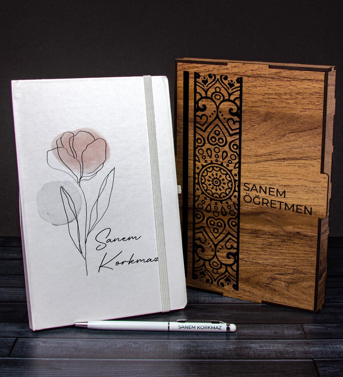 eJOYA Öğretmenlere Özel Ahşap Kutuda Defter Kalem Hediye Seti 110622