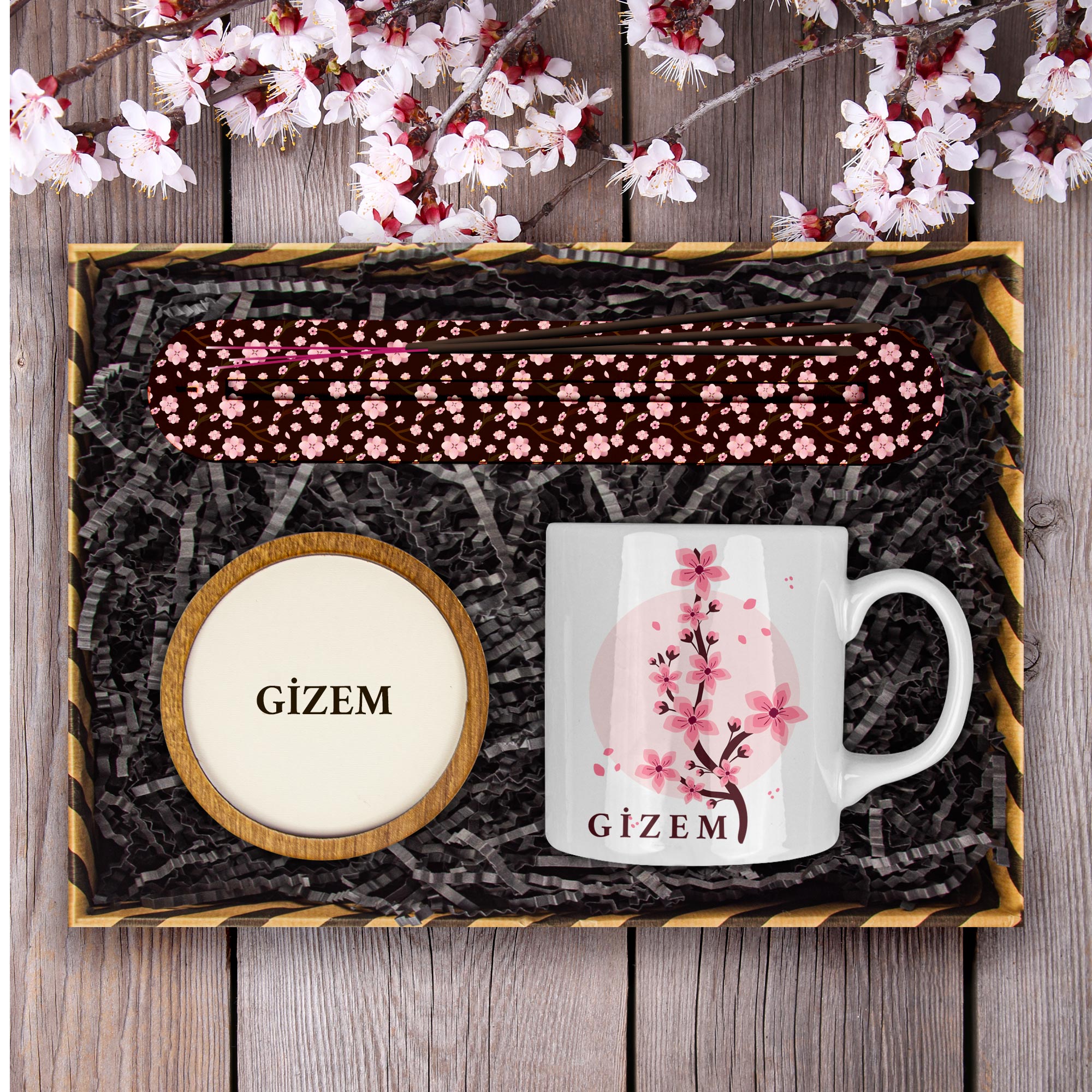 eJOYA Kişiye Özel Tasarım Kupa & Bardak Altlığı & Tütsü Kayığı Hediye Kutusu 114038