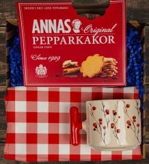 eJOYA Tarçın ve Zencefilli Kurabiye & Latte Kupa & Amerikan Servis Hediye Kutusu 111100