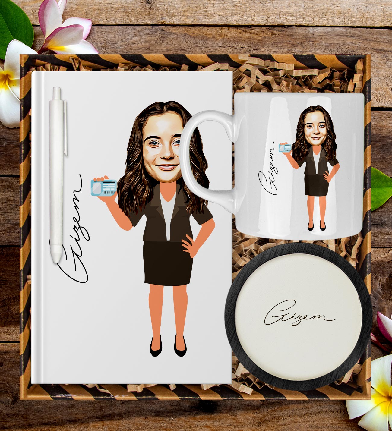 eJOYA Kişiye Özel Karikatür Tasarım Defter Kalem Kupa Ve Bardak Altlığı Hediye Seti 96308