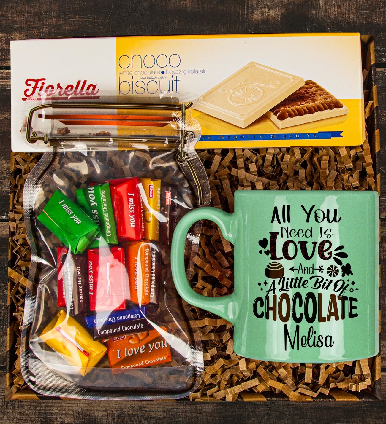 eJOYA Kişiye Özel Kupa & Tiamo Sütlü Kokolin Çikolata & Choco Beyaz Çikolatalı Biscuit Hediye Kutusu 111117