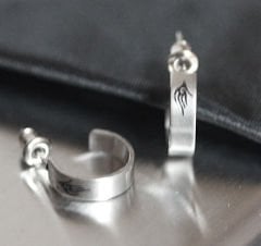 eJOYA Erkek Küpe Tribal Tüy 4mm 74265
