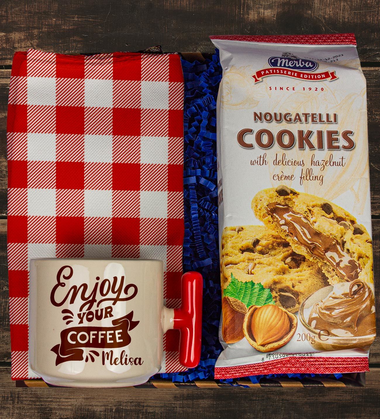 eJOYA Kişiye Özel Latte Kupa & Nutella ve Fındıklı Kurabiye & Amerikan Servis Hediye Kutusu 111195