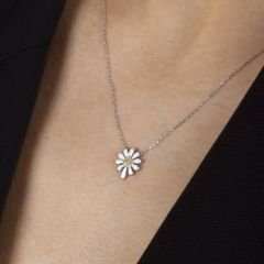 eJOYA Kişiye Özel Ahşap Kutulu Metal Saat & 925 Ayar Gümüş Papatya Kolye  & Fular Hediye Kutusu 114928