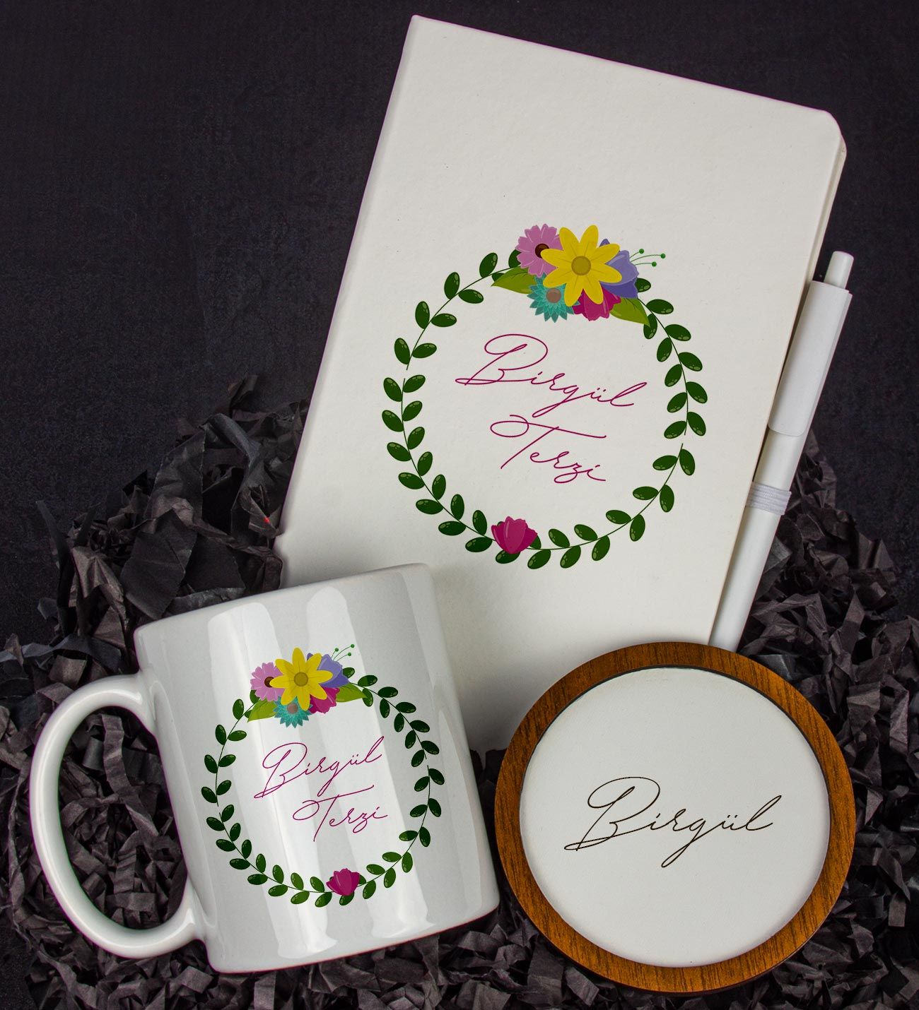 eJOYA Kişiye Özel Defter Kalem Kupa Ve Bardak Altlığı Hediye Seti 103793