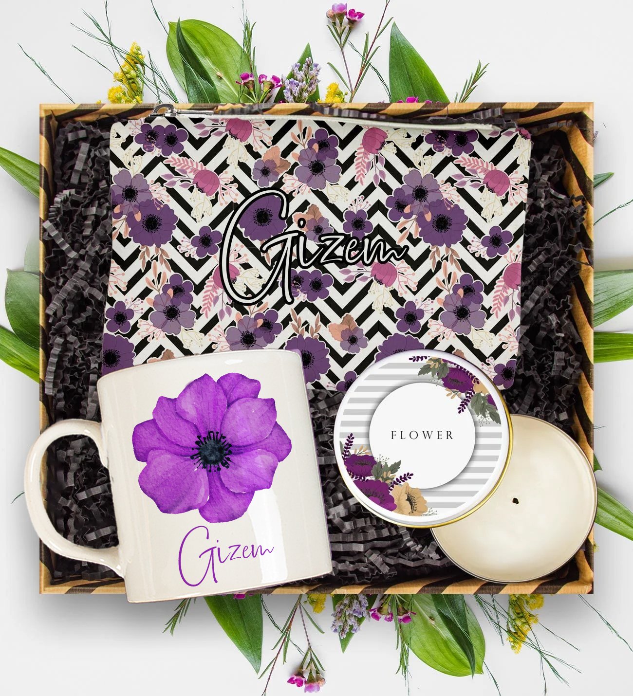 eJOYA Kişiye Özel Manolya Çiçeği Tasarım Kupa & Makyaj Çantası & Mum Hediye Kutusu 113164