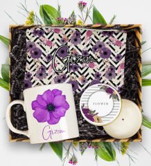 eJOYA Kişiye Özel Manolya Çiçeği Tasarım Kupa & Makyaj Çantası & Mum Hediye Kutusu 113164