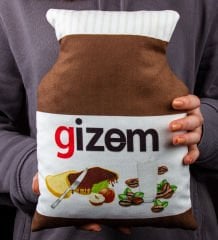 eJOYA Kişiye Özel İsimli Çikolata Kavanozu Şirin Yastık 94730