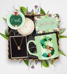 eJOYA Kişiye Özel 14 Ayar Altın Harf Kolye & Kupa & Mum & Mesaj Kartı Hediye Kutusu 113306