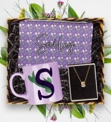 eJOYA Kişiye Özel 14 Ayar Altın Harf Kolye & Kupa Bardak & Makyaj Çantası Hediye Kutusu 113317