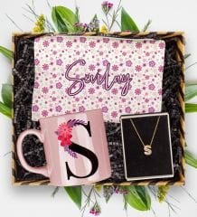 eJOYA Kişiye Özel 14 Ayar Altın Harf Kolye & Kupa Bardak & Makyaj Çantası Hediye Kutusu 113318