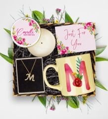 eJOYA Kişiye Özel 14 Ayar Altın Harf Kolye & Kupa & Mum & Mesaj Kartı Hediye Kutusu 113321