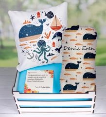 eJOYA Ahşap Sandıkta Kişiye Özel Yastık Ve Battaniye Bebek Hediye Seti 109584