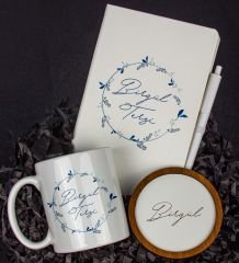 eJOYA Kişiye Özel Defter Kalem Kupa Ve Bardak Altlığı Hediye Seti 103931